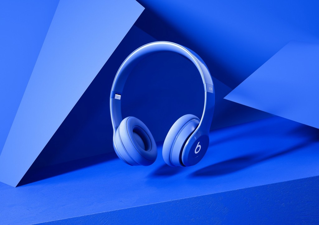 beatsbydre_scene_blue_01_01.jpg